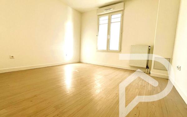 Appartement à vendre    3 pièces •  Persan