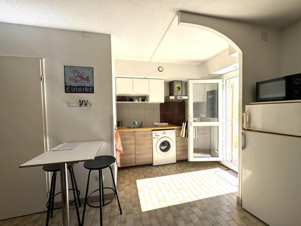 Appartement à vendre 3 pièces COMME UNE PETITE MAISON A AIGULONGUE