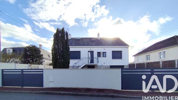 Maison à vendre 6 pièces 108 m² Saint-Jean-de-la-Ruelle