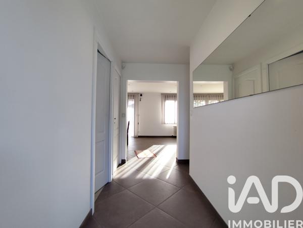 Maison à vendre 6 pièces 108 m² Saint-Jean-de-la-Ruelle