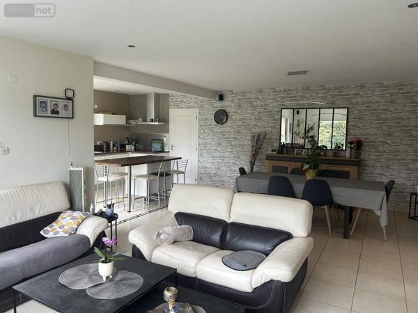 Maison à vendre à Ploumagoar dans les Côtes-d'Armor (22970), ref : 22064-1306