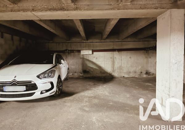 Parking à vendre 25 m² Paris 11