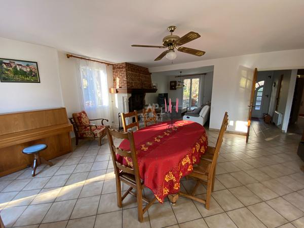 Maison Osny 6 pièce(s) 242.83 m² €484 500 ** - Référence 10885