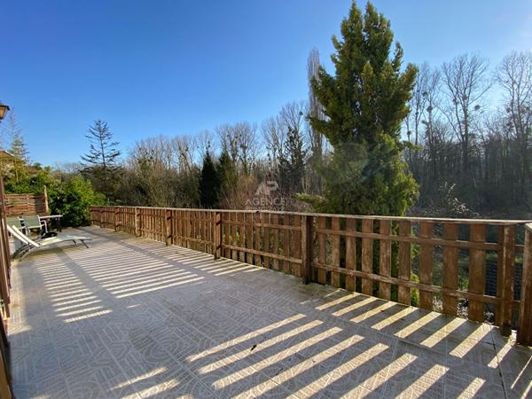 Maison Osny 6 pièce(s) 242.83 m² €484 500 ** - Référence 10885