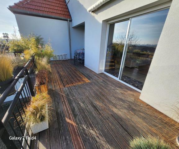 Bel appartement de 160 m² avec double garage, vue dégager