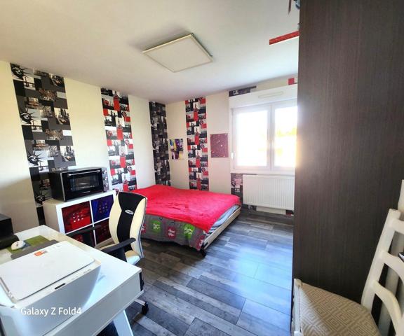 Bel appartement de 160 m² avec double garage, vue dégager