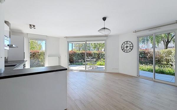 Appartement à vendre    3 pièces • 63,52 m2 Montigny-le-Bretonneux