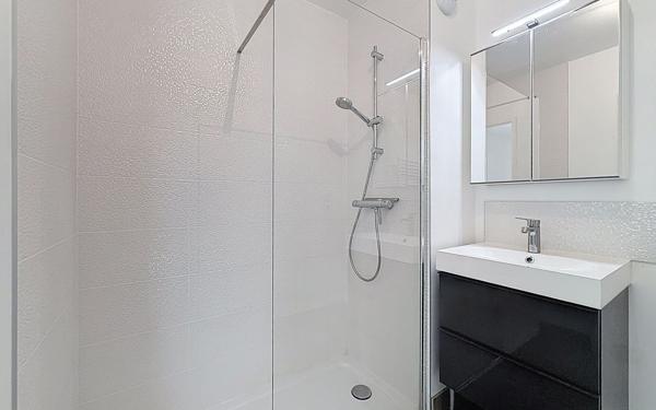 Appartement à vendre    3 pièces • 63,52 m2 Montigny-le-Bretonneux