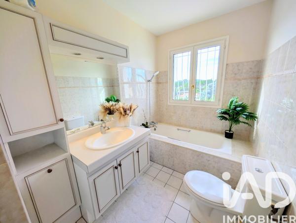 Maison à vendre 4 pièces 107 m² Roquebrune-sur-Argens