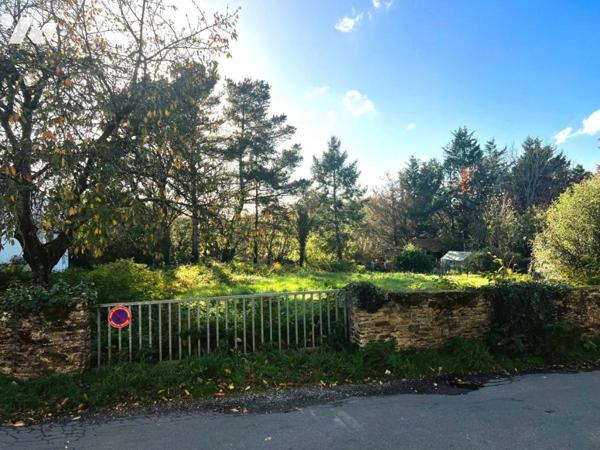 A VENDRE A VERTOU, terrain à bâtir de 855m2 au calme  proche de la Sèvre et du centre 