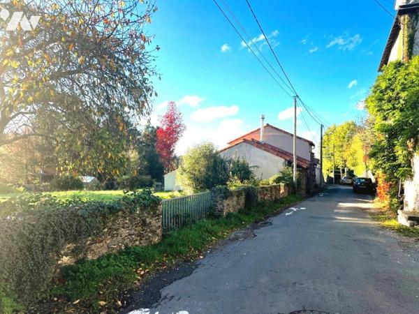 A VENDRE A VERTOU, terrain à bâtir de 855m2 au calme  proche de la Sèvre et du centre 