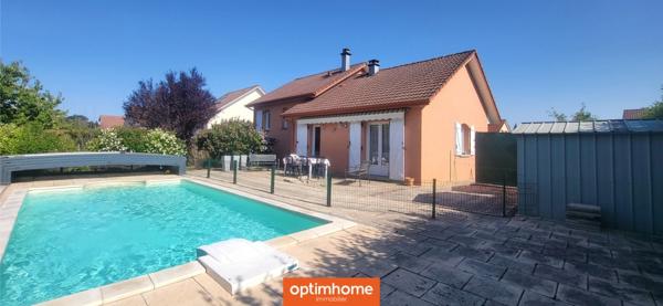 Maison 2 chambres 1 bureau avec piscine dans un secteur calme et recherché