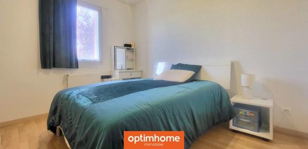 Maison 2 chambres 1 bureau avec piscine dans un secteur calme et recherché