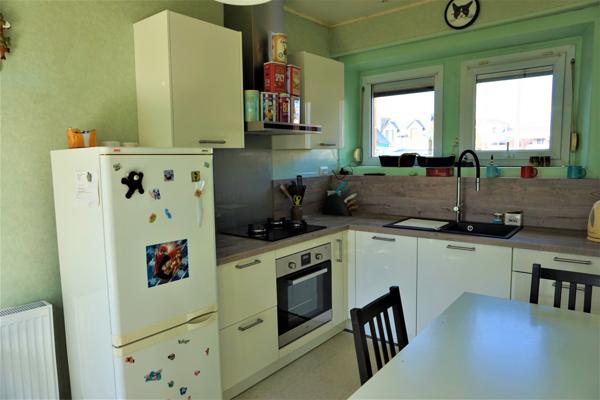 Jolie maison mitoyenne de ville