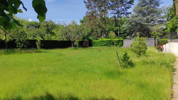 CHATELLERAULT  SUD- VILLA 7 CHAMBRES - BORD RIVIERE