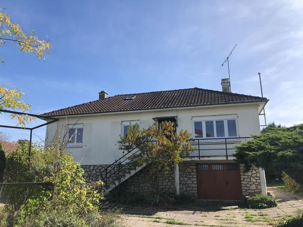 Maison T4 BAYEL Ref 570A