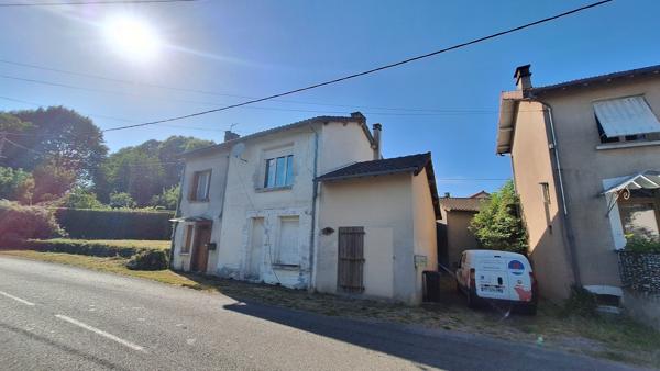 Maison
         4 pièces
        - 115 m² 49 900 € *
