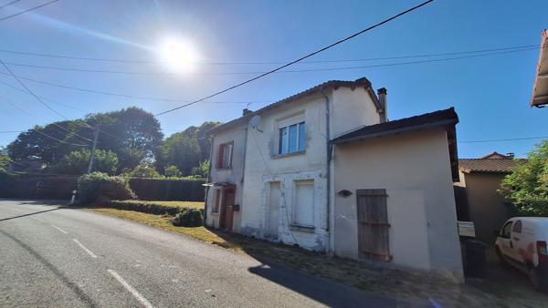 Maison
         4 pièces
        - 115 m² 49 900 € *