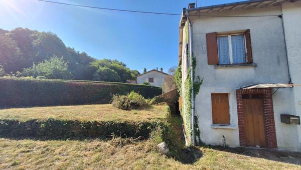 Maison
         4 pièces
        - 115 m² 49 900 € *