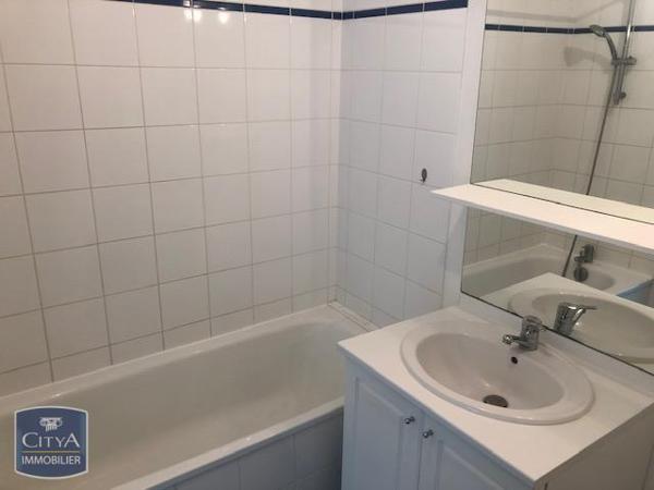 Appartement à louer 2 pièces 53.55m²