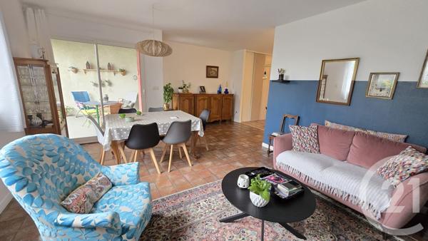 Appartement T3 à vendre  3 pièces - 69,15 m2 LESCAR - 64