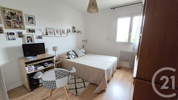 Appartement T3 à vendre  3 pièces - 69,15 m2 LESCAR - 64