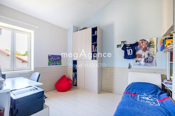 Maison à Tassin-la-Demi-Lune, 69160 - 5 pièces 121m²
