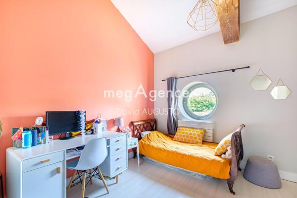 Maison à Tassin-la-Demi-Lune, 69160 - 5 pièces 121m²
