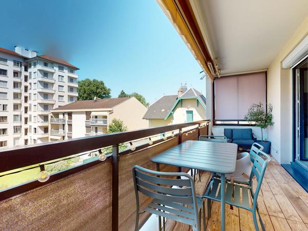 ANNECY TRIANGLE D'OR - ÉLÉGANT T4 TRAVERSANT AVEC TERRASSES