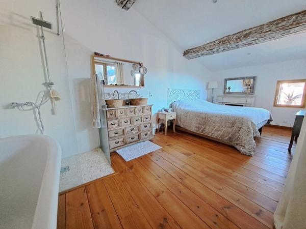 34340 MARSEILLAN VILLE CENTRE PORT APPARTEMENT ANCIEN RENOVE