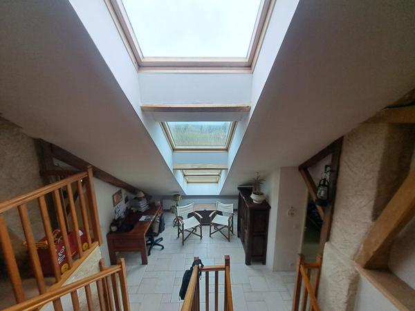 A VENDRE - MAISON DE CHARME RENOVEE A MANSIGNE