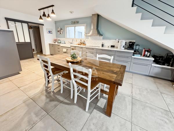 Les Pennes Mirabeau - maison T5 de 126m2 sur une parcelle de 400m2 avec piscine