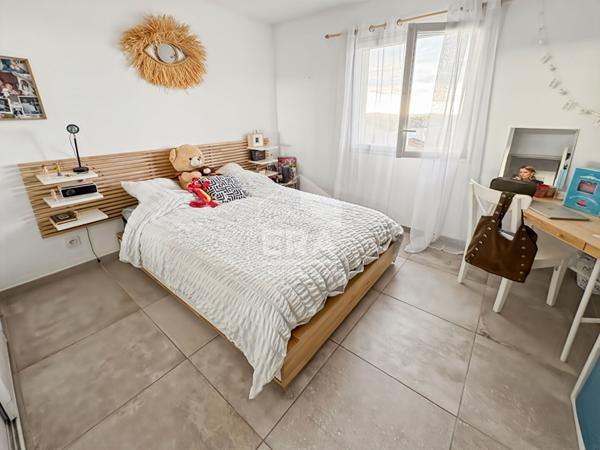 Les Pennes Mirabeau - maison T5 de 126m2 sur une parcelle de 400m2 avec piscine