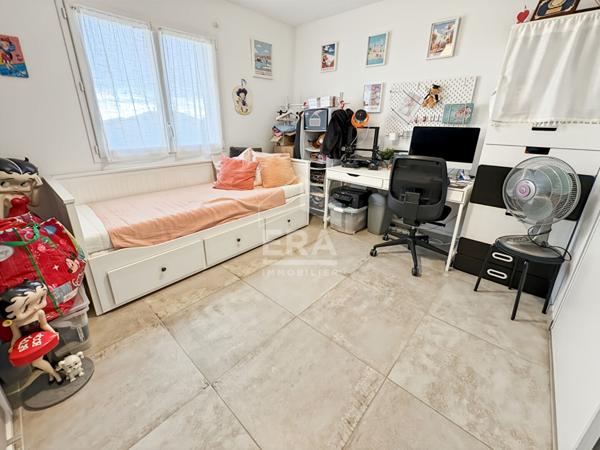 Les Pennes Mirabeau - maison T5 de 126m2 sur une parcelle de 400m2 avec piscine