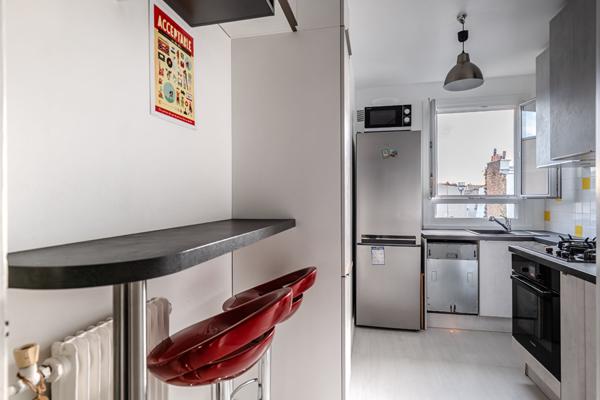 Appartement Paris 2 pièce(s) 48.57 m2