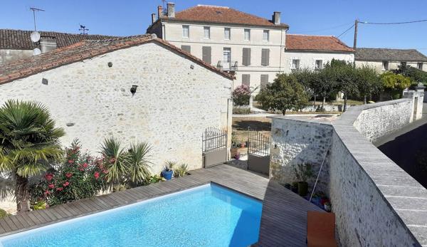 Maison 10 pièces 286 m2