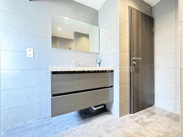 APPARTEMENT, 3 CHAMBRES, GARAGE INDIVIDUEL, CAVE