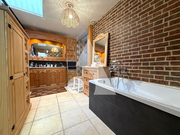 Maison 7 pièces 146 m2