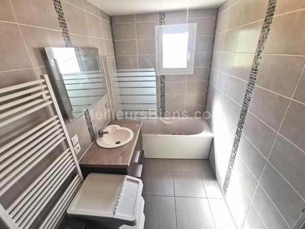 Ferrière La Petite - Pavillon Individuel Plain Pied 99 m2 - 3 chambres - Jardin