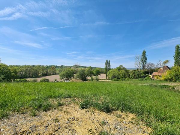 Terrain 1323 m2