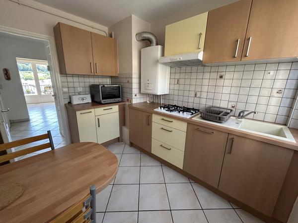 Appartement 2 pièces, 47 m2 habitables, avec cave et balcon Aurillac (15000)