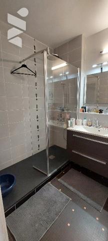 À vendre à Avrillé, secteur Val d’Or : bel appartement avec ascenseur, balcon, garage et cave