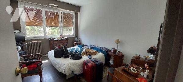 À vendre à Avrillé, secteur Val d’Or : bel appartement avec ascenseur, balcon, garage et cave