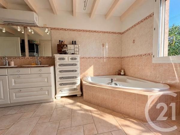 Maison à vendre  8 pièces - 200,62 m 2   CALENZANA  - 202