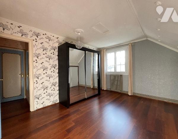 Maison de caractère – 185 m² – Environnement privilégié de l’agglomération chartraine.