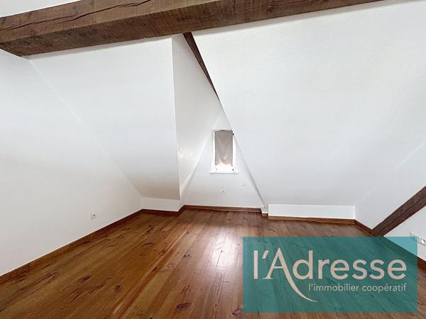 Appartement Metz dernier étage rue Saint-Pierre Sablon - 1 chambre