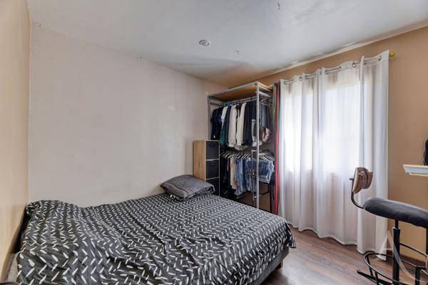 Maison plain-pied avec grand atelier et terrain arboré Les Essarts-en-Bocage
