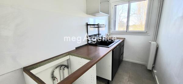 Appartement à COMBS-LA-VILLE, 77380 - 1 pièce 31m²