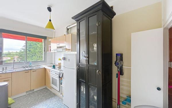 Appartement à vendre    2 pièces • 48 m2 Bayonne