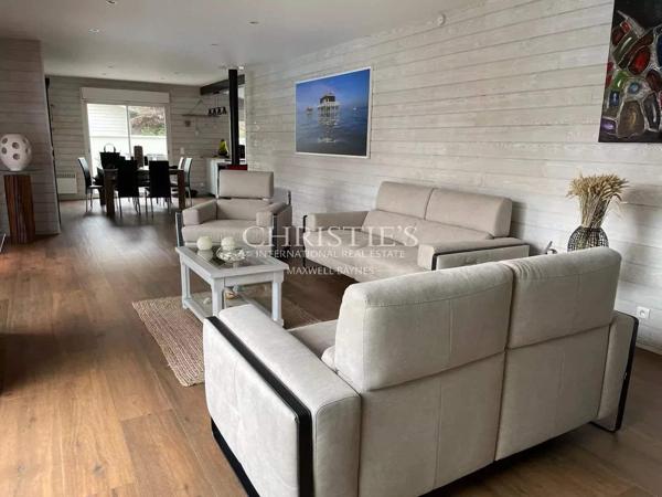 BISCARROSSE – Élégante villa d’architecte en ossature bois avec piscine